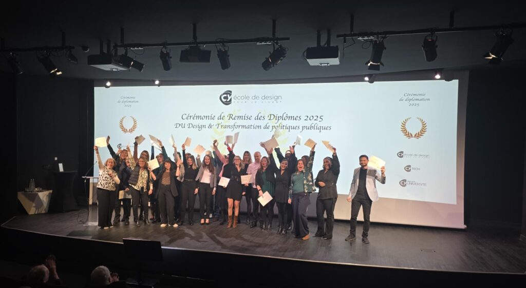 cérémonie de remise des diplômes 2025 DU Design & transformation de politiques publiques